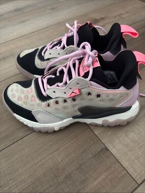 Women’s Nike Jordan Delta 2 Sneaker